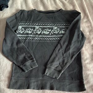 Old Navy Gray Long Sleeve Tee with Nordic Pattern